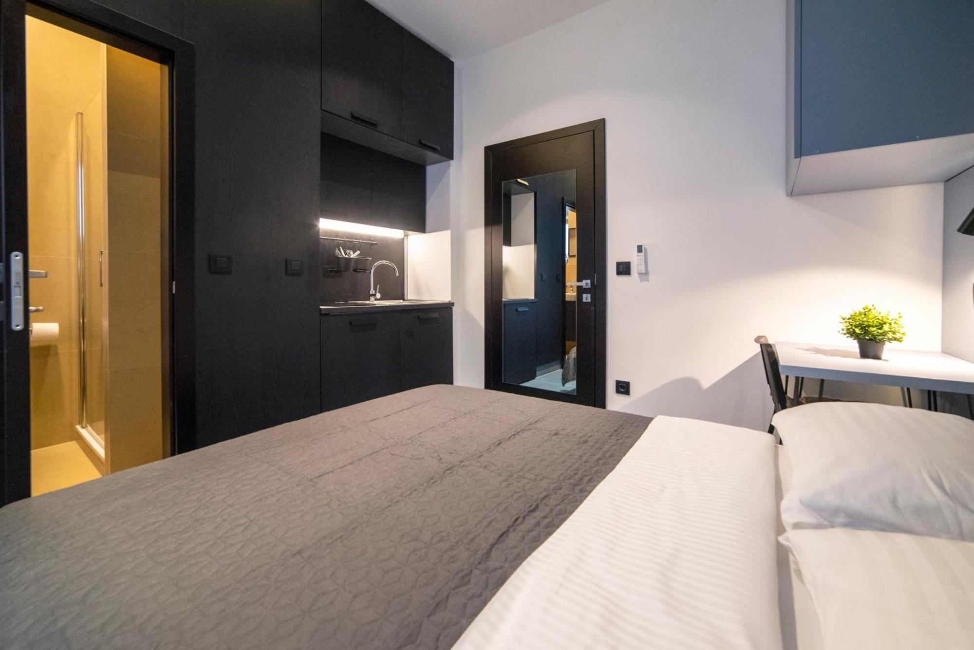Apartments Bella Mia, 1St Floor ซาเกร็บ ภายนอก รูปภาพ
